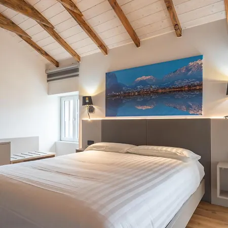 4 Elements - Italian Calolziocorte