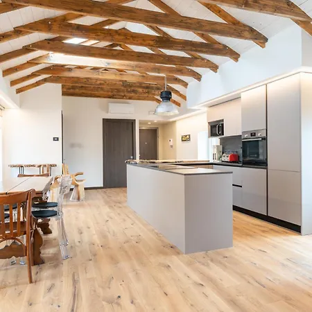 4 Elements - Italian Apartment